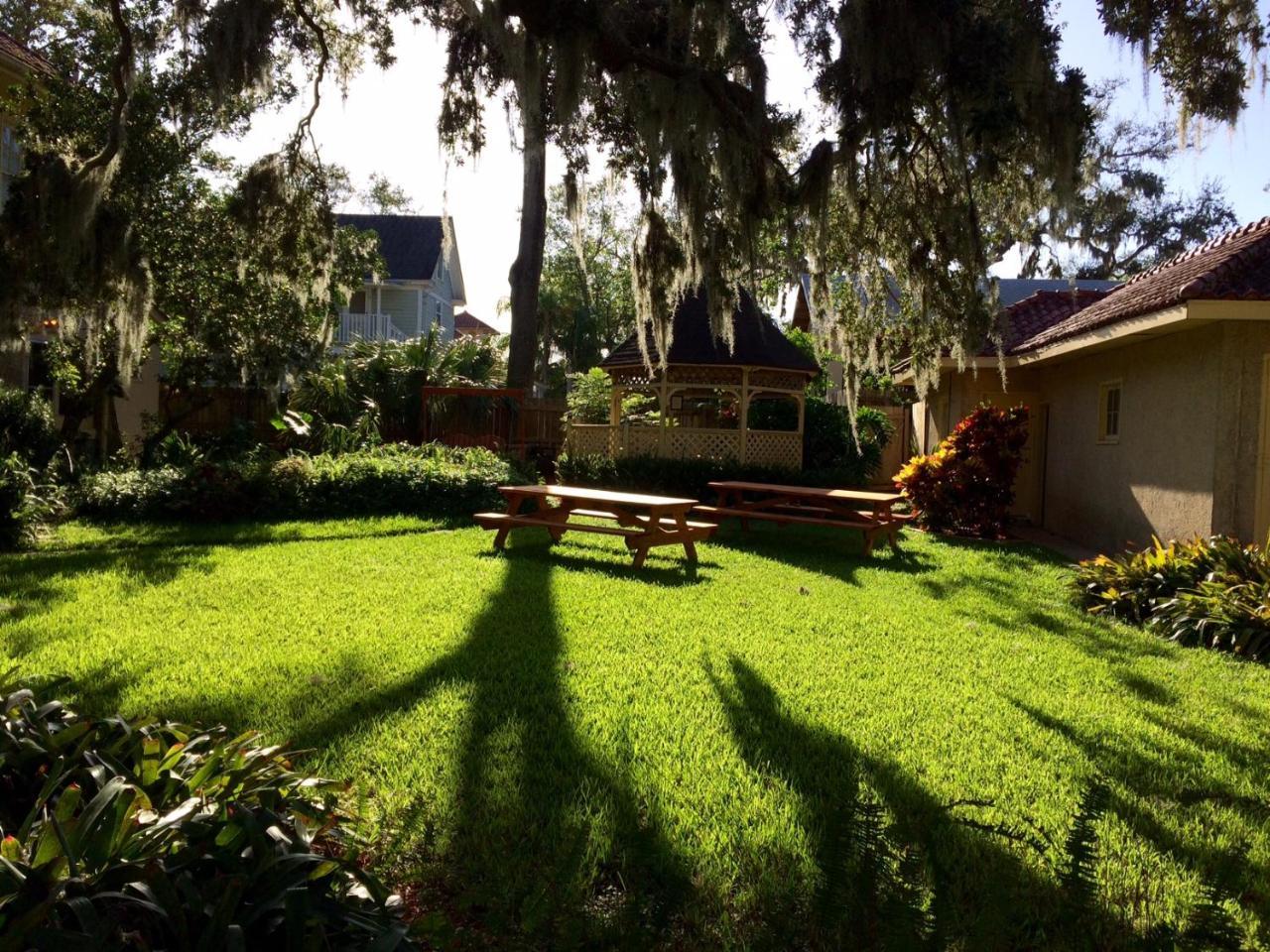 The German Berl' Inn Daytona Beach Exterior photo